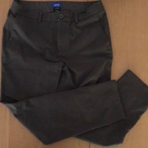 APT.9 dark gray chinos